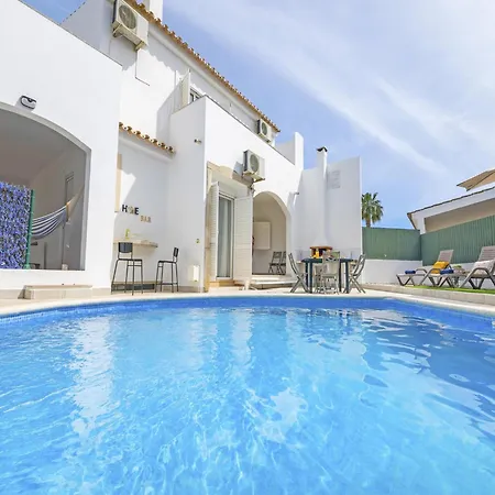 Villa Fantastic With Heatable Pool Quarteira