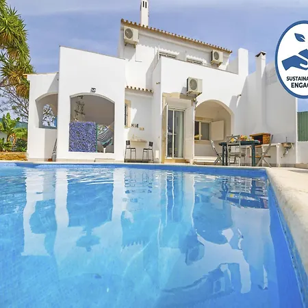 Villa In Quarteira Near Vilamoura Beach * Quarteira